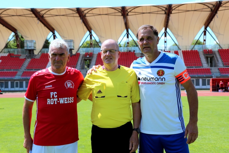 RWE-Traditionsmannschaft gegen DDR-Nationalelf