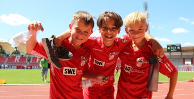 ​U 17 und U 19 weiter in der DFB-Nachwuchsliga / Trainerentwickler mit UEFA ProLizenz verpflichtet